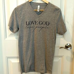 Love God Love People gray t-shirt. Size small